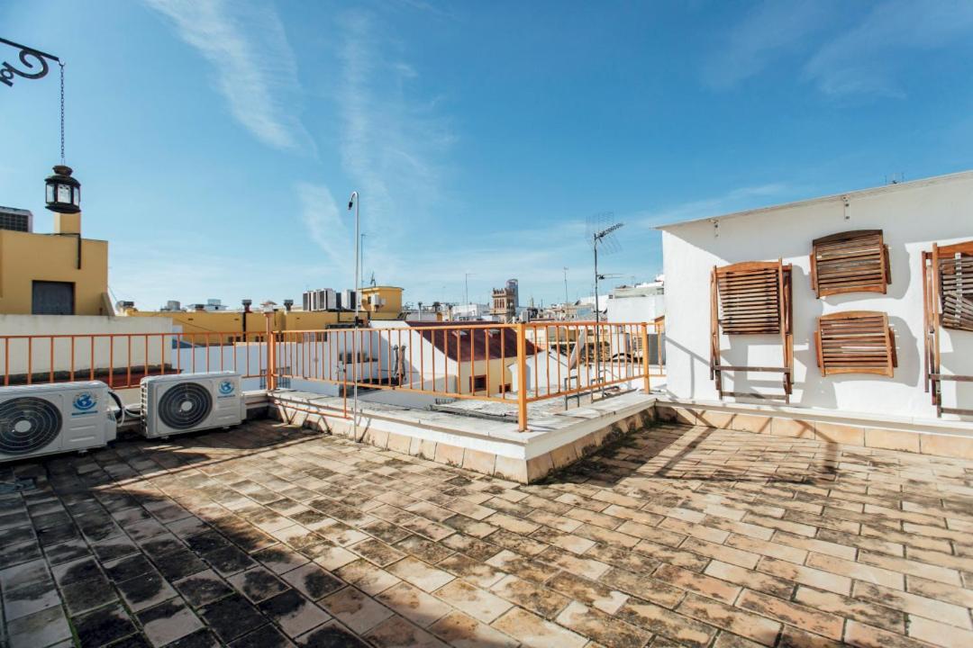 Bright Duplex W/ Terrace Apartment Seville Exterior photo